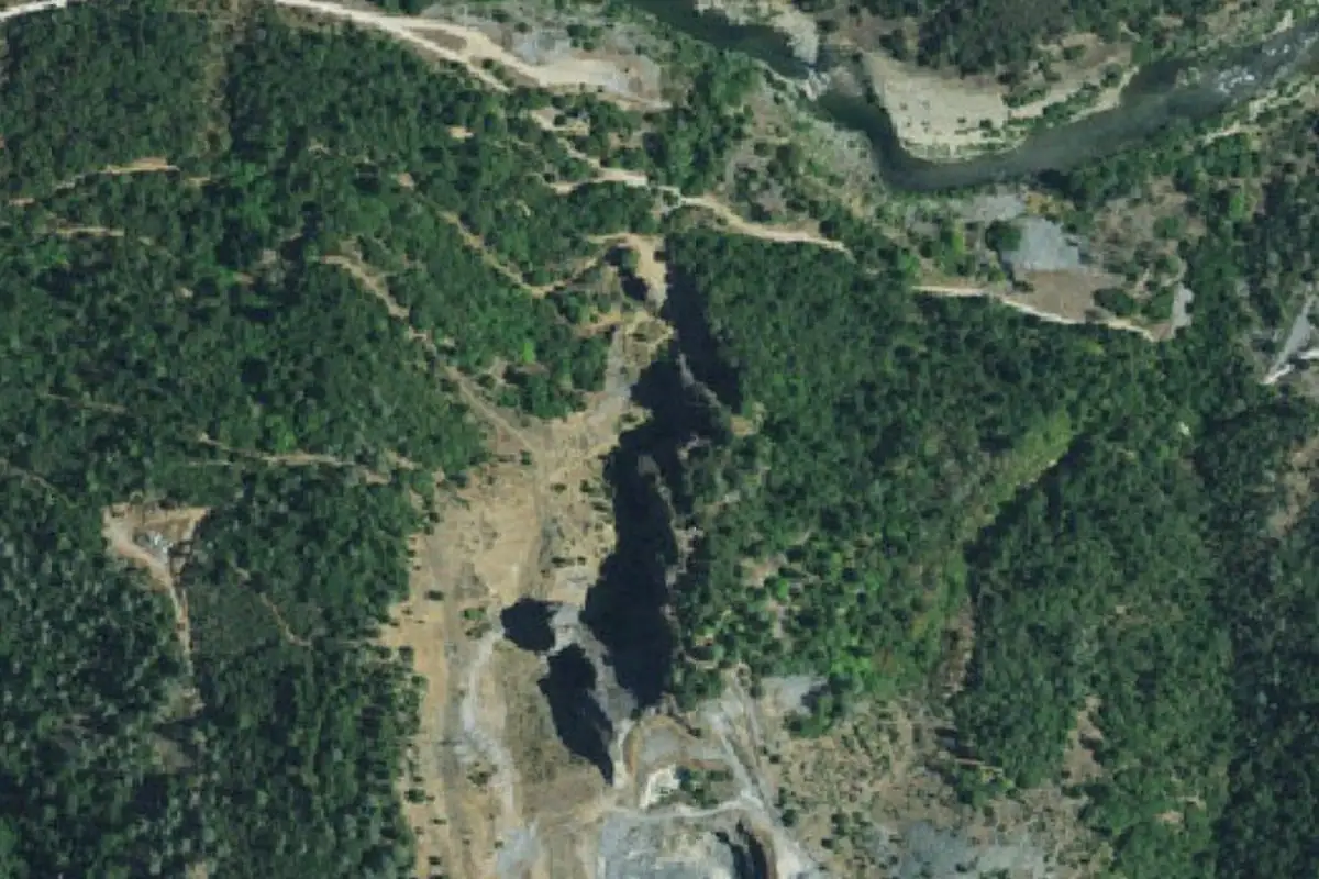 Foto aérea de la zona de Cave Valley (aka Auburn Quarry)