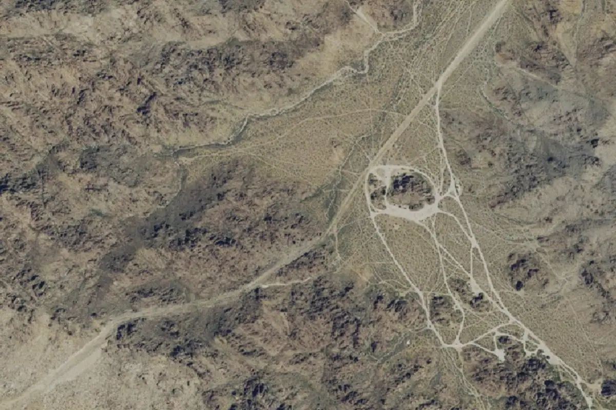 Aerial photo of the Entrance Area Crags area