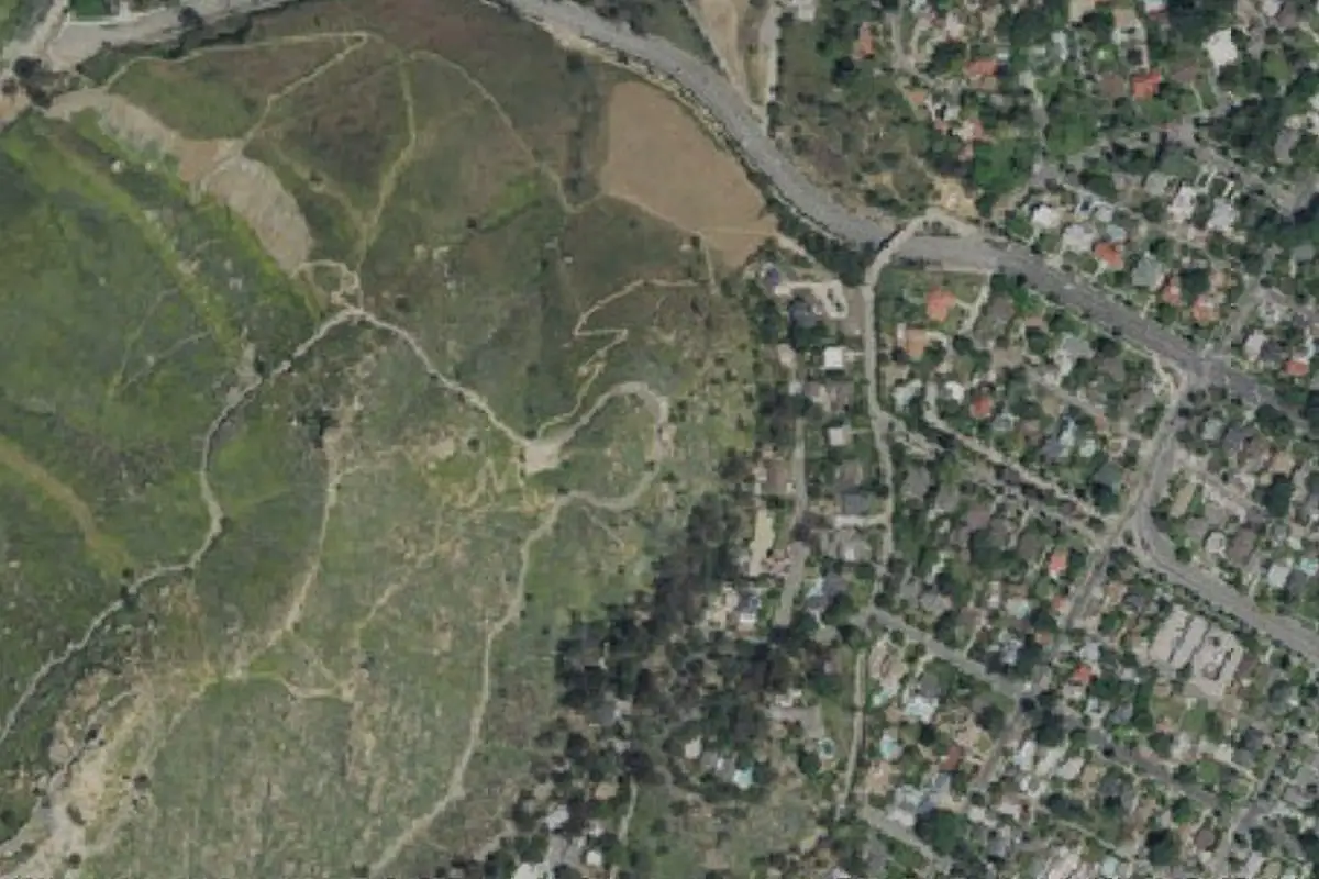 Aerial photo of the Huntington Gap Area area