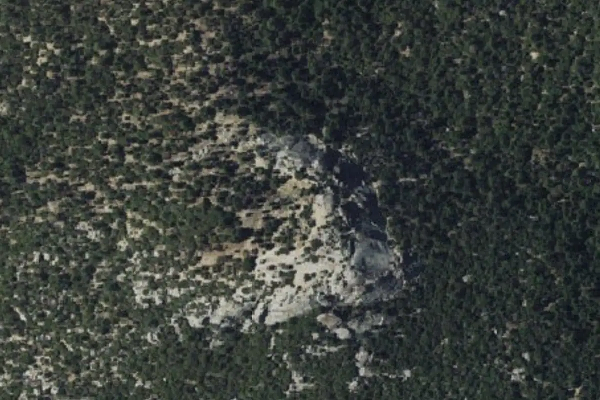 Aerial photo of the Paisano Pinnacle Area area
