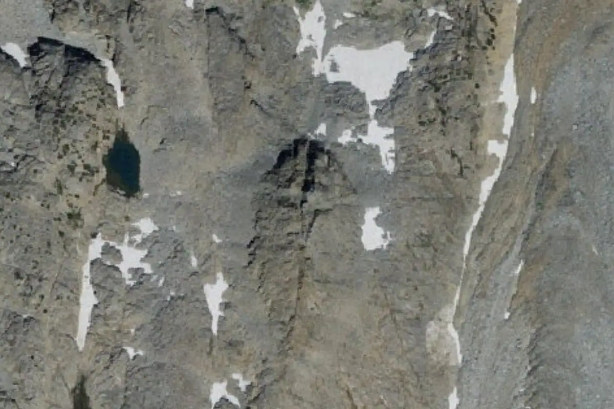 Foto aérea de la zona de Peak 11,880