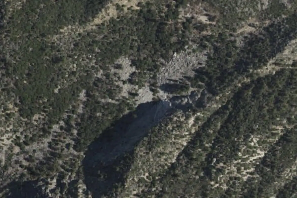 Aerial photo of the Strawberry Peak area