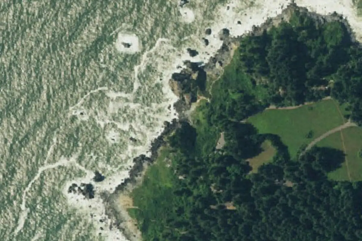 Aerial photo of the The Black Wall area