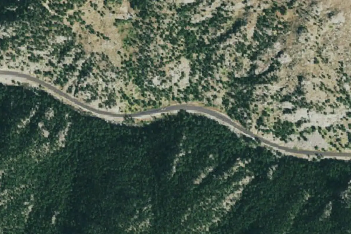 Foto aérea de la zona de Boulder Canyon Boulder (AKA Graham Boulder)