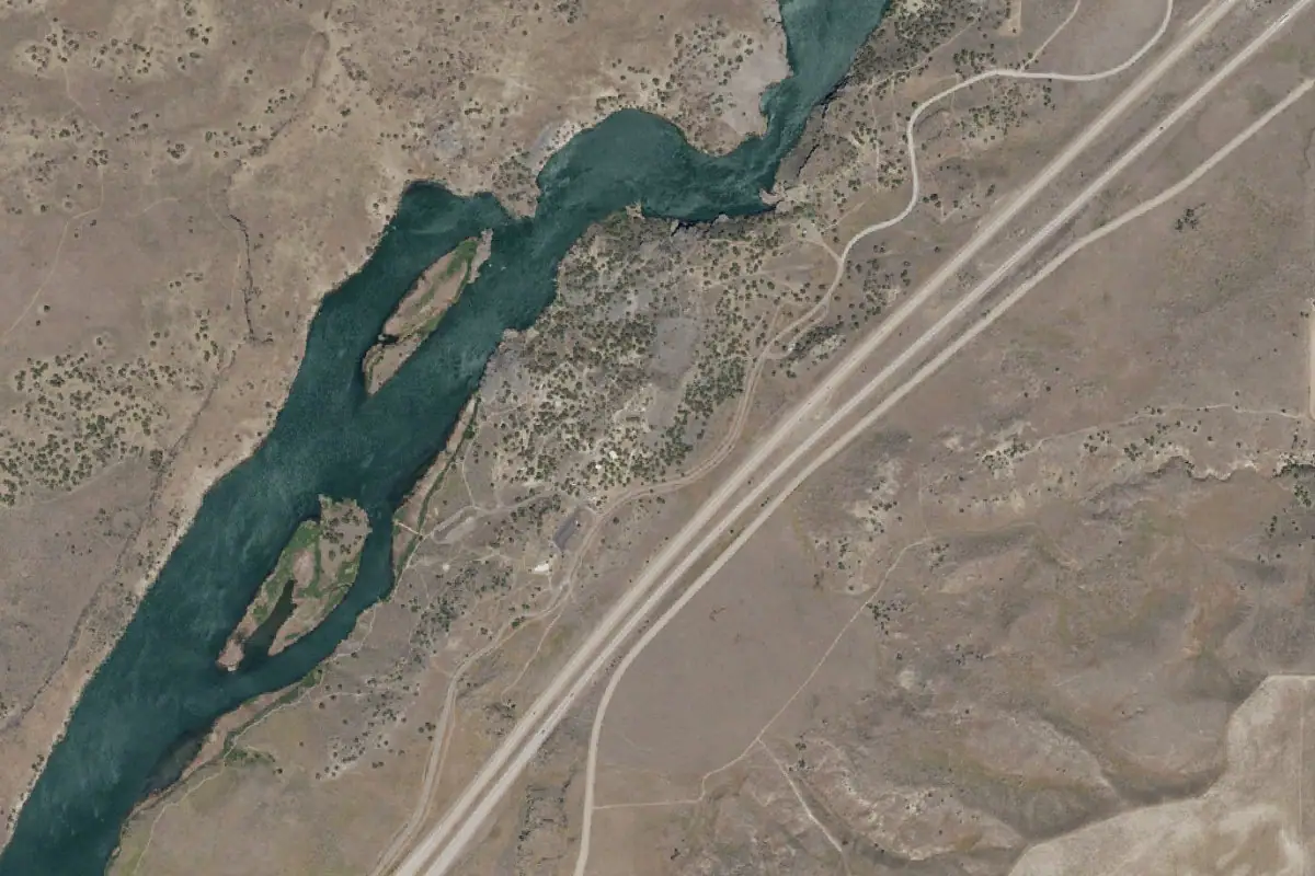 Aerial photo of the Massacre Rocks State Park area