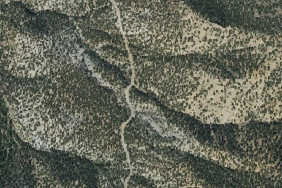 Foto aérea de la zona de Upper Bull Mountain Boulders