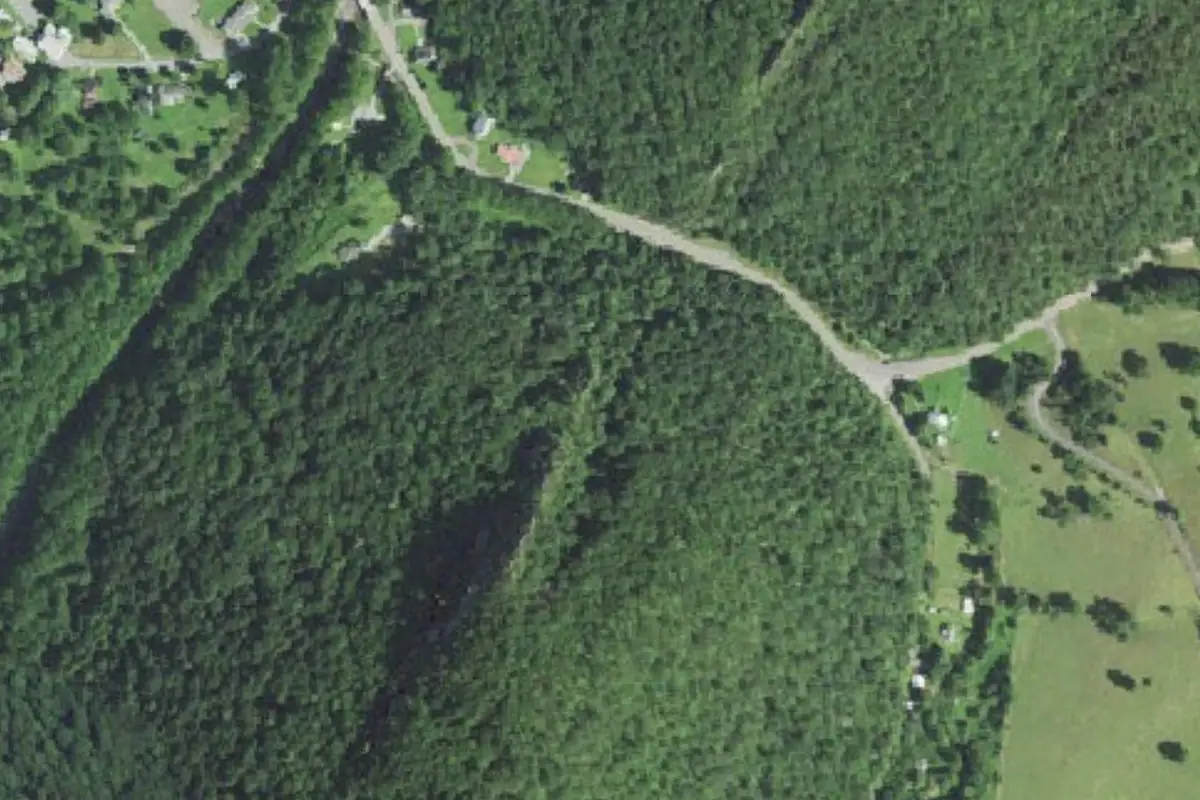 Aerial photo of the Riverton area
