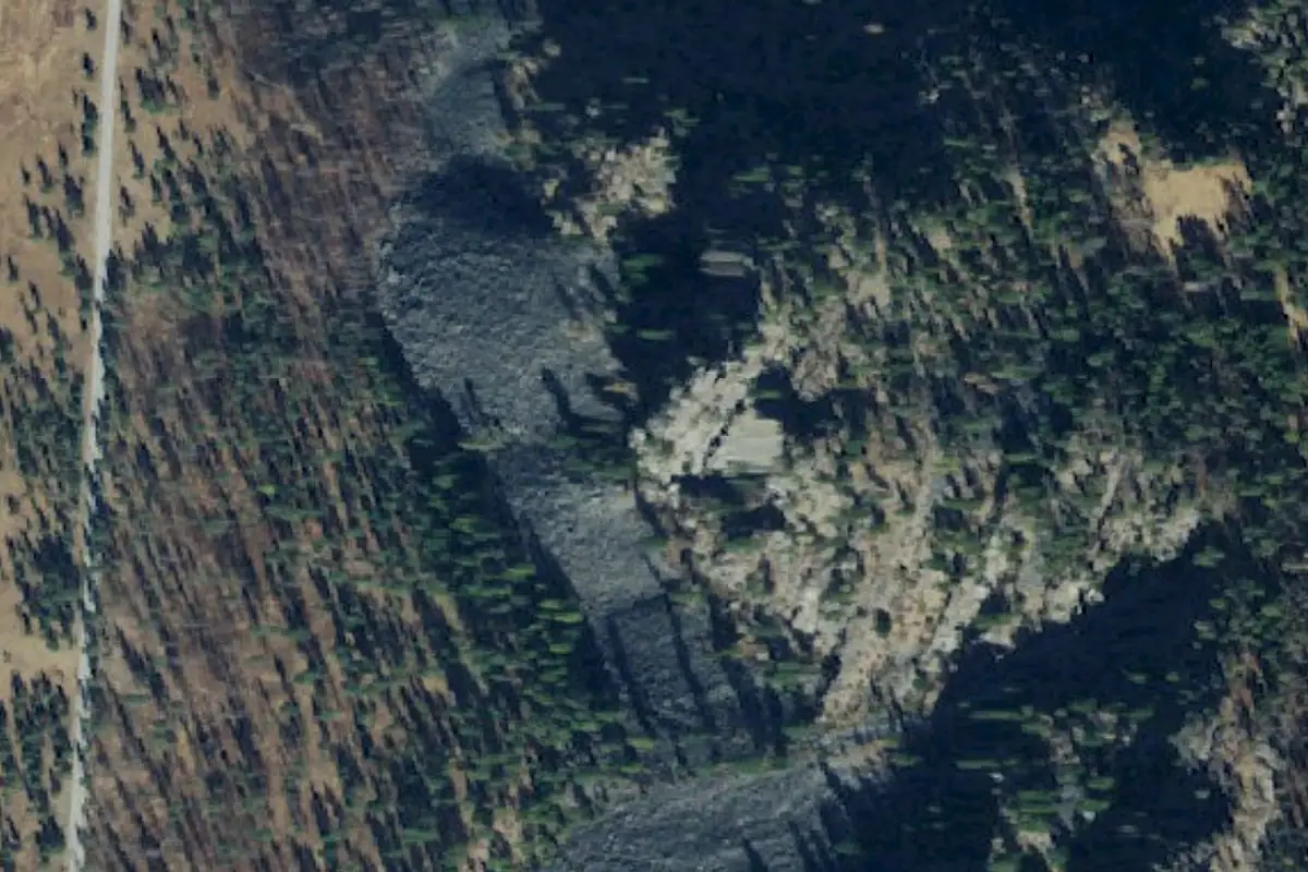 Aerial photo of the Sinlahekin Valley West Face area