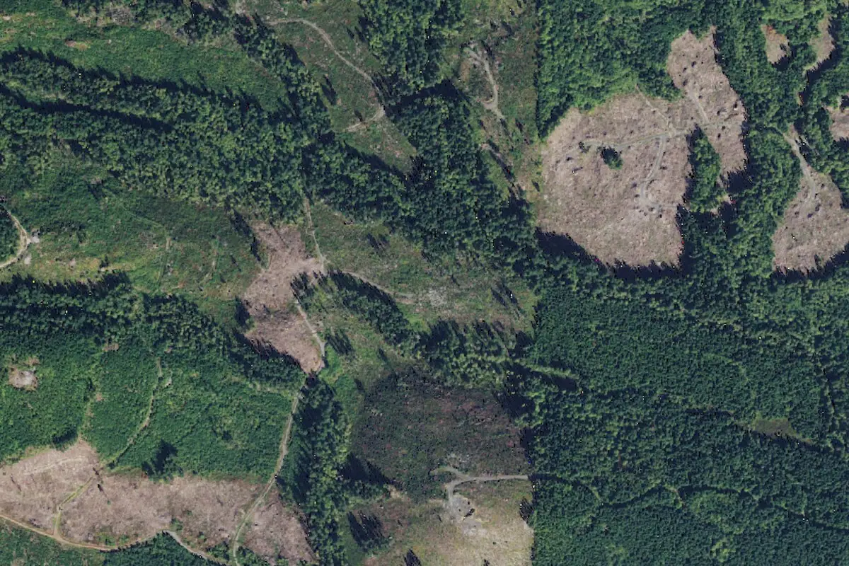 Aerial photo of the Walker Valley and Lake Cavanaugh Rd Crags area