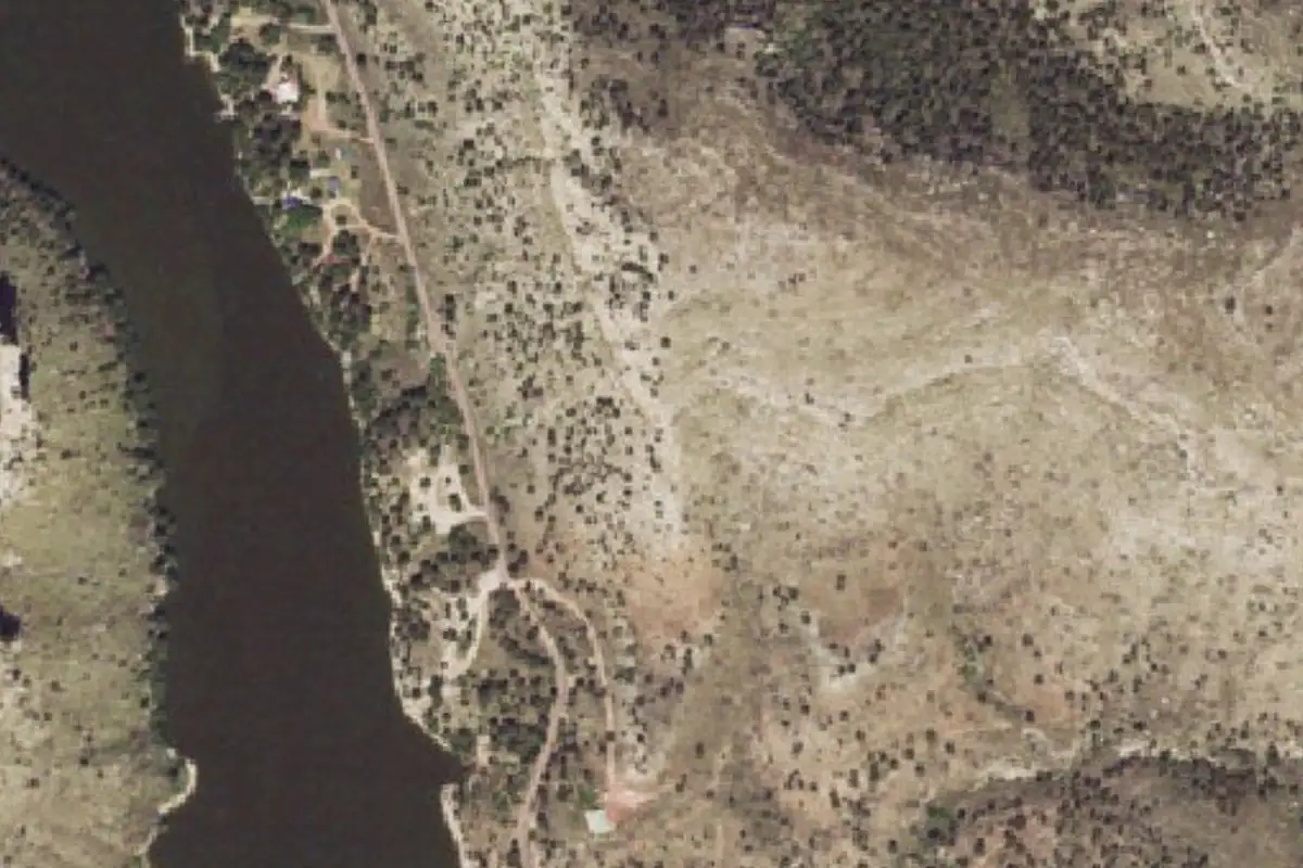 Foto aérea de la zona de Area 4:  The Red Cloud Wall